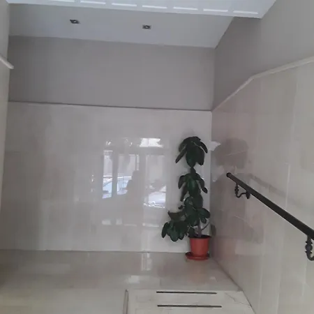 Apartment Orange Tree Balcony *