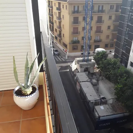 Orange Tree Balcony Lejlighed